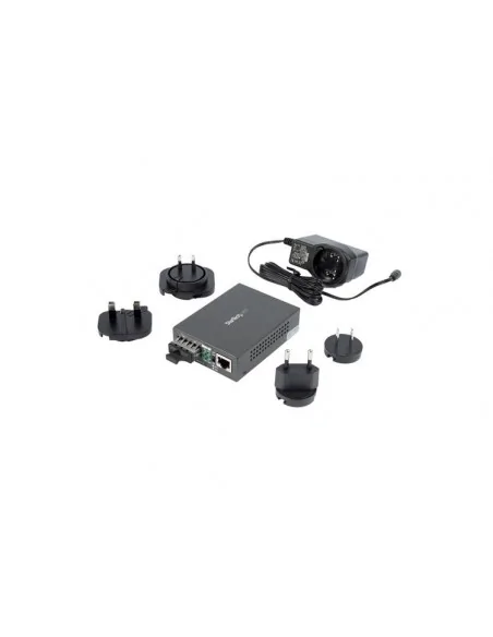 StarTech.com Multi-Mode (MM) SC Fiber Media Converter for 10/100/1000 
