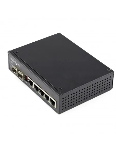StarTech.com Industrial 6 Port Gigabit Ethernet Switch 4 PoE RJ45 +2 S