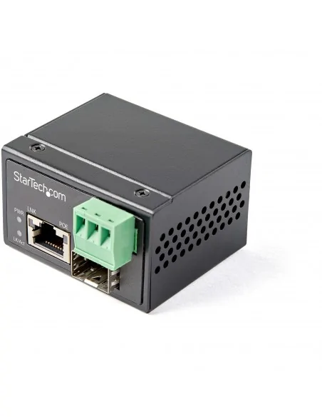 StarTech.com PoE+ Industrial Fiber to Ethernet Media Converter 30W - S