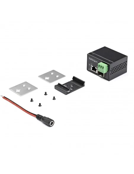 StarTech.com PoE+ Industrial Fiber to Ethernet Media Converter 30W - S