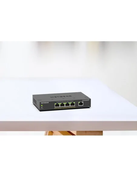 NETGEAR GS305EPP Managed L3 Gigabit Ethernet (10/100/1000) Power over 