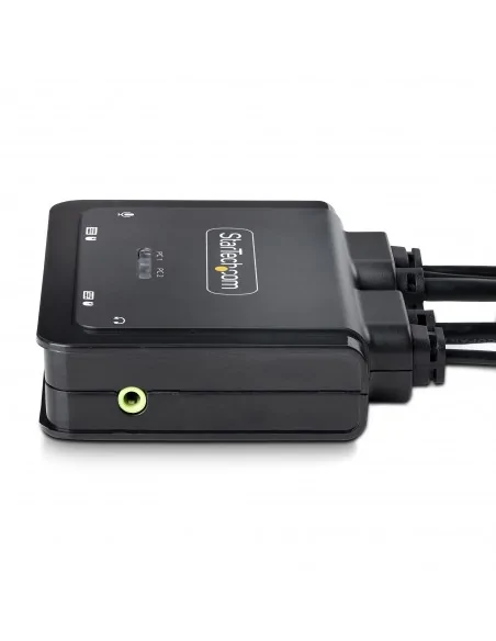 StarTech.com 2-Port Hybrid USB-C DisplayPort Cable KVM Switch, 4K 60Hz