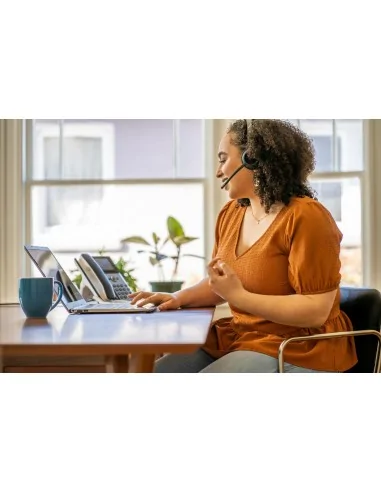 HP Poly Voyager 4320 Microsoft Teams Certified USB-C Headset +BT700