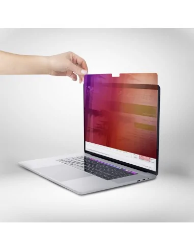 StarTech.com 14-inch MacBook Pro M1 M2 M3 M4 Laptop Privacy Screen