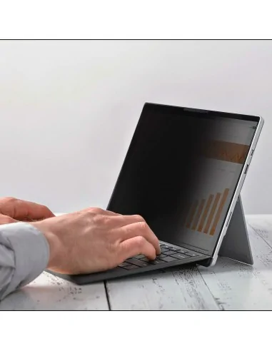 StarTech.com 4-Way 12.4in Surface Laptop Go 1/2/3 Privacy Screen