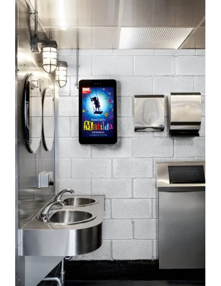 Outdoor Digital Advertising Displays